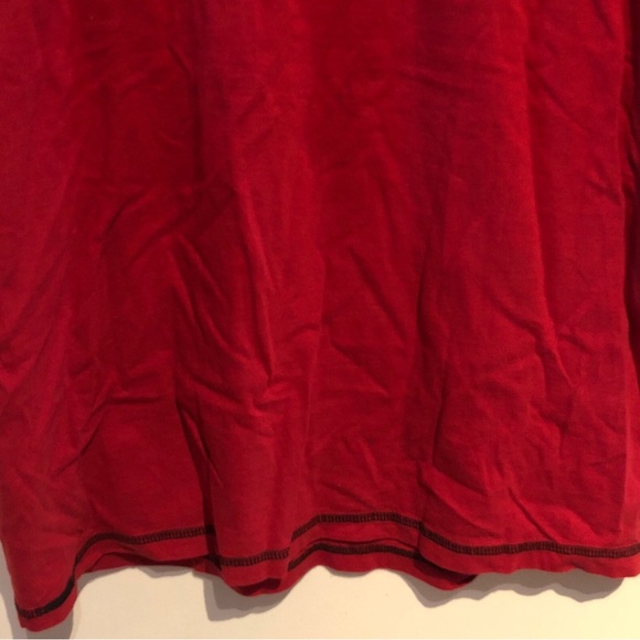 Men’s Nike  T Shirt Red With Gray Logo Size M USA Fabric Well Made Authentic M - Picture 11 of 11